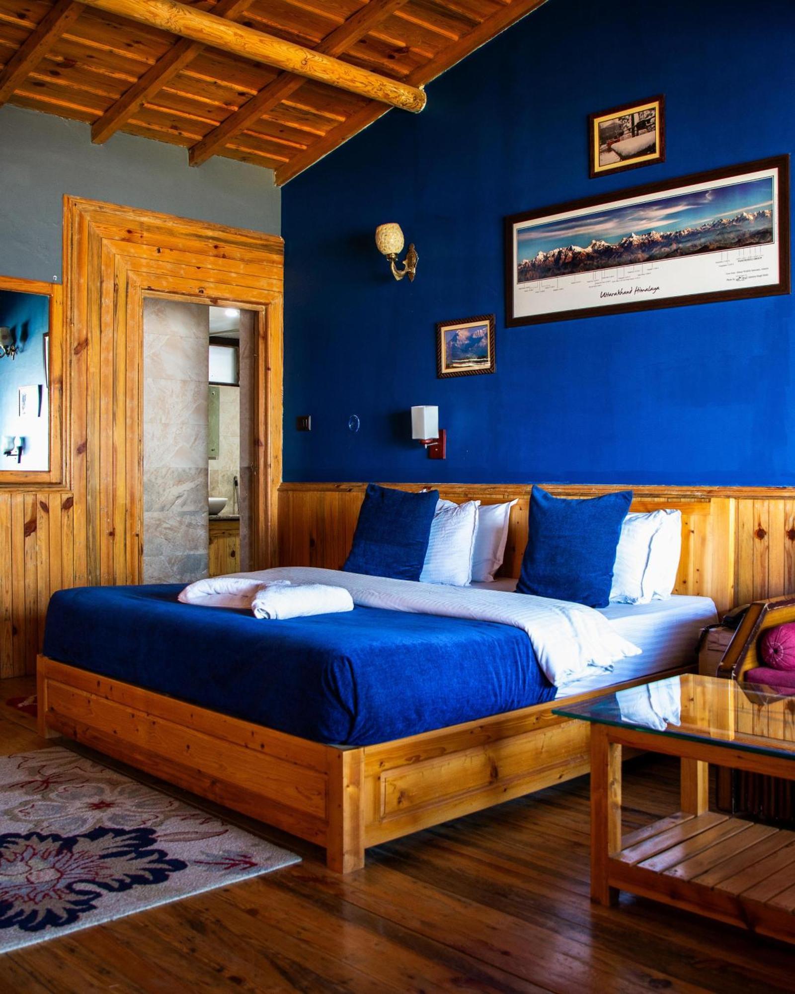 Kasar Himalaya Holiday Resort, Binsar Rd 阿尔莫拉 外观 照片