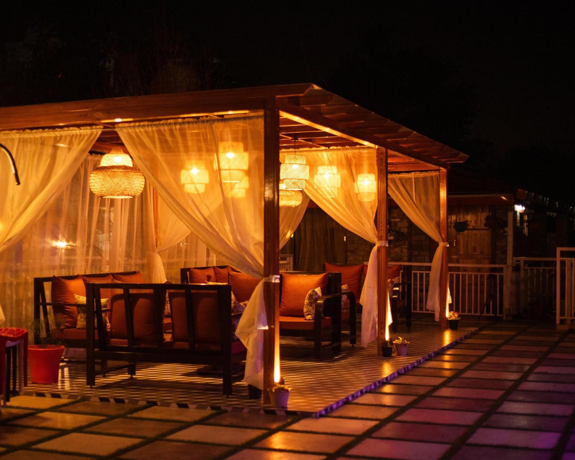Kasar Himalaya Holiday Resort, Binsar Rd 阿尔莫拉 外观 照片